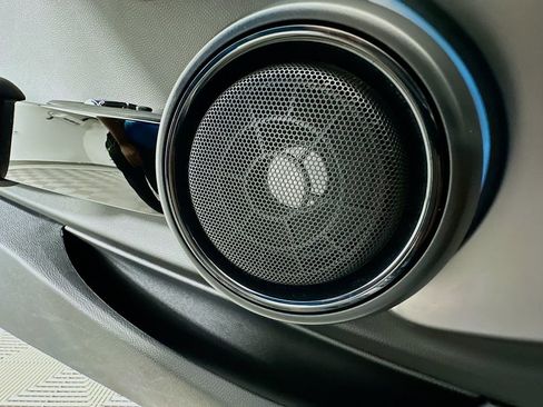 Certified 2024 MINI Cooper SE image 19