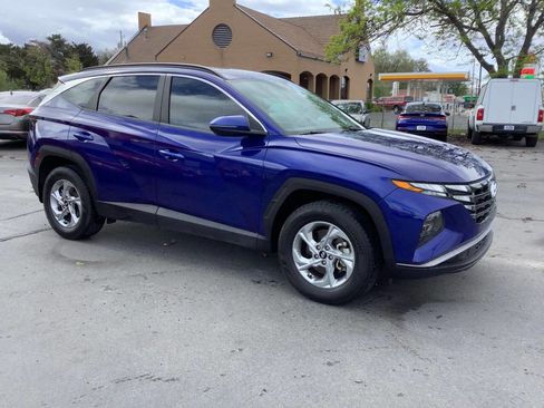 Used 2022 Hyundai Tucson SEL w/ Winter Package image 8