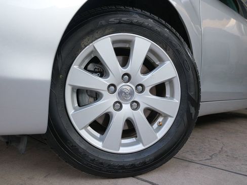 Used 2009 Toyota Camry XLE FWD image 36