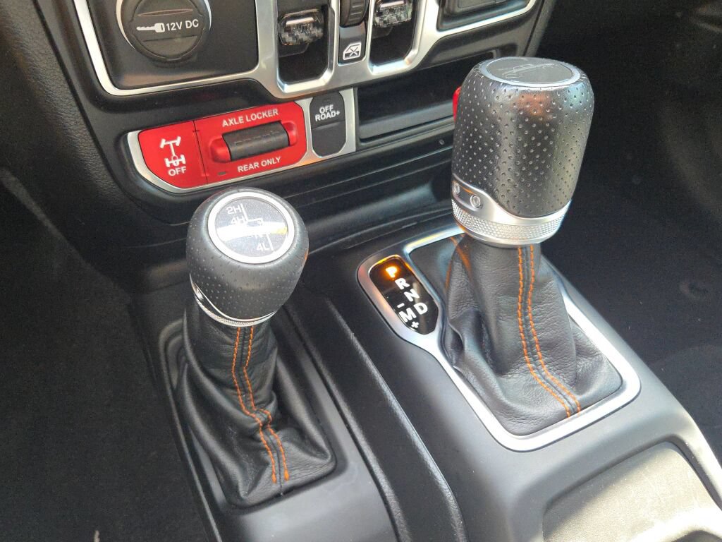 Used 2021 Jeep Gladiator Mojave AWD/4WD image 34