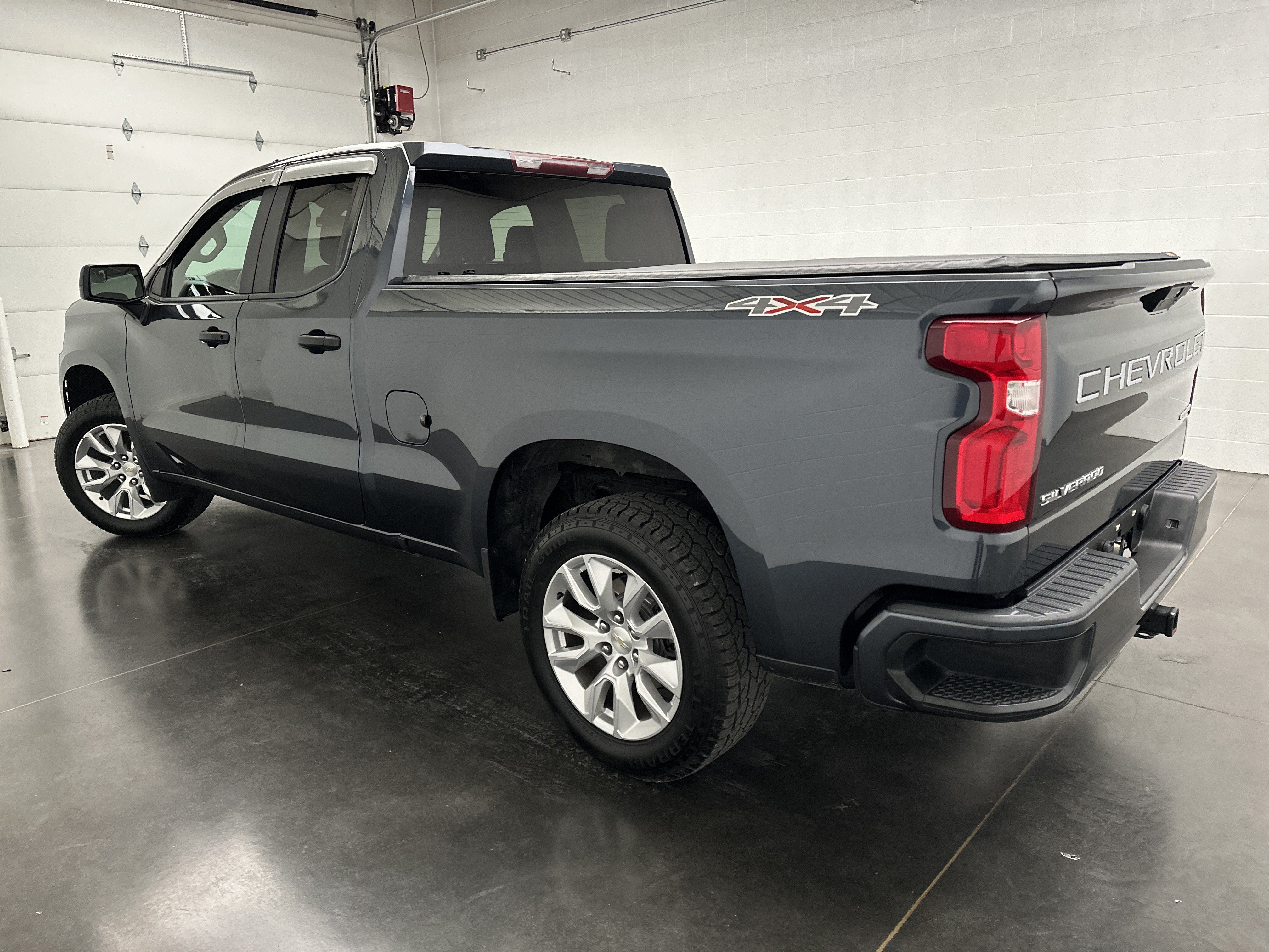 Used 2021 Chevrolet Silverado 1500 Custom AWD/4WD image 7