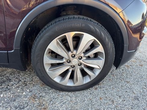 Used 2018 Buick Encore Preferred image 9