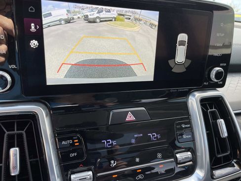 Used 2023 Kia Sorento SX FWD image 22
