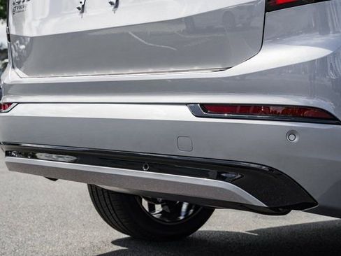 Used 2026 Volvo XC90 B6 Ultra w/ Protection Package Premier image 8