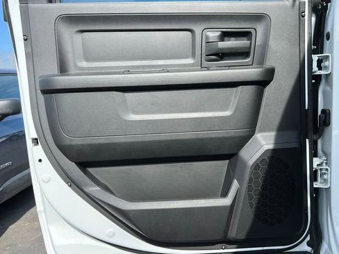 Used 2022 RAM 2500 Tradesman w/ Chrome Appearance Group image 38