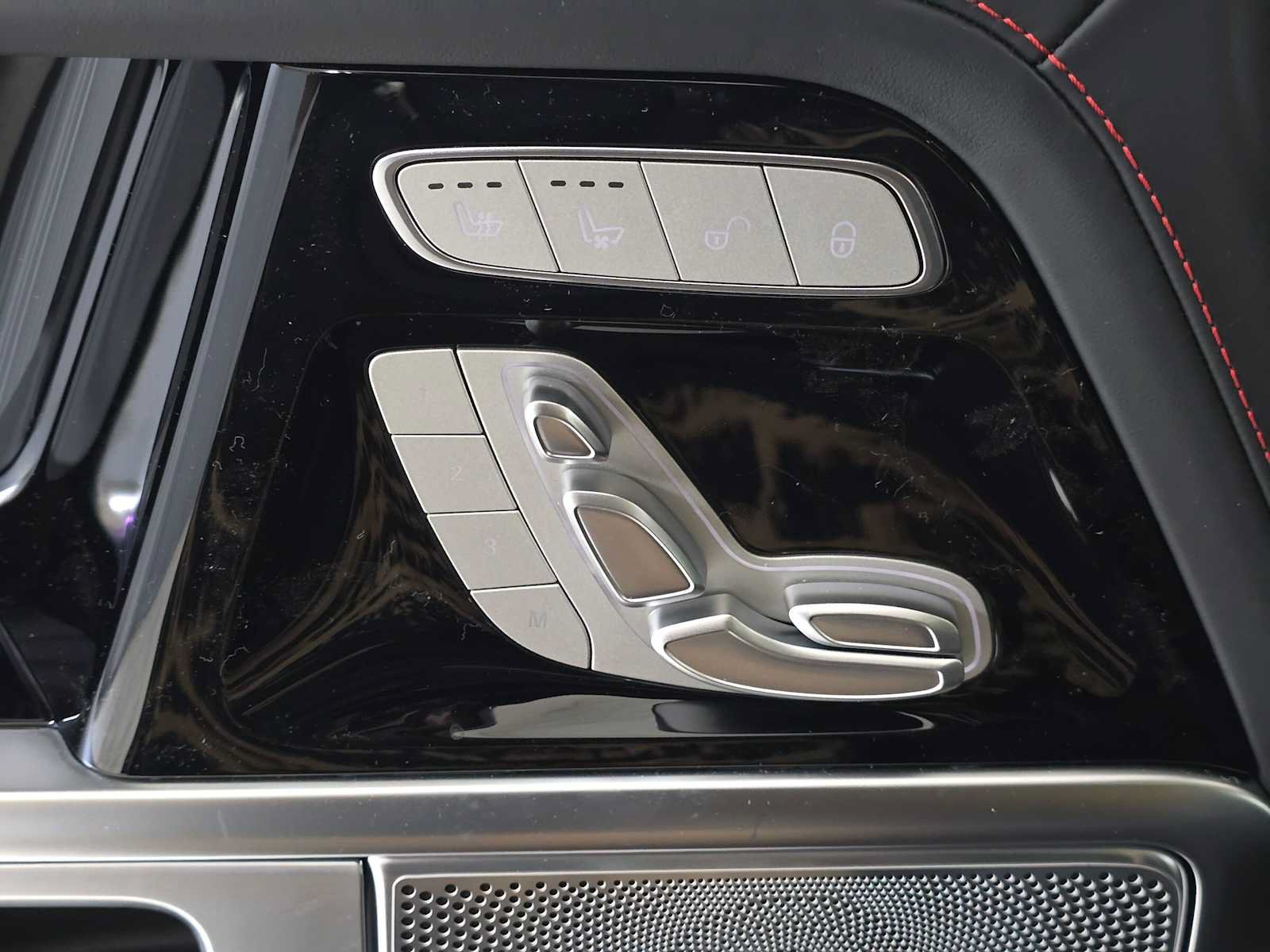 New 2027 Mercedes-Benz G 580 e image 23