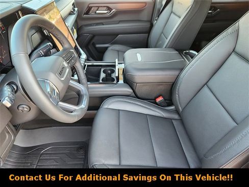 New 2026 GMC Yukon Denali w/ Sun & Power Step Package image 9