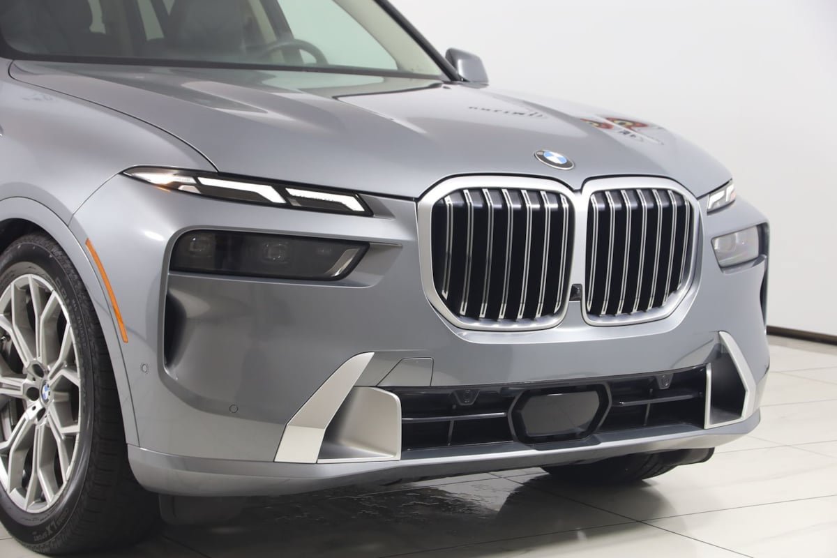 Used 2024 BMW X7 xDrive40i AWD/4WD image 46