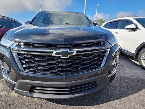Used 2023 Chevrolet Traverse Premier w/ Redline Edition image 2