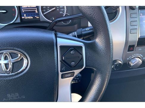 Used 2017 Toyota Tundra SR5 image 21