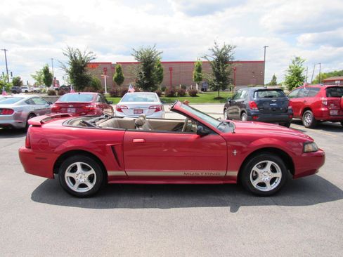 Used 2002 Ford Mustang Premium RWD image 27
