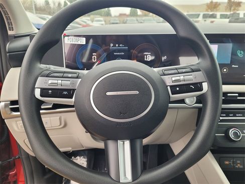 New 2026 Hyundai Tucson SE image 12