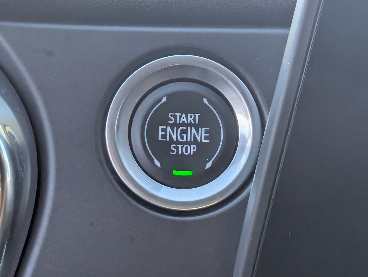 Used 2023 Chevrolet Blazer LT w/ Convenience Package FWD image 18
