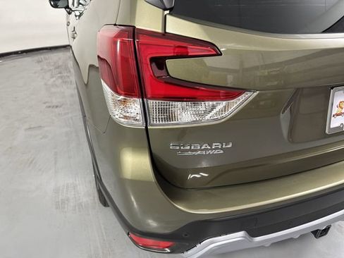Used 2023 Subaru Forester Touring AWD/4WD image 30