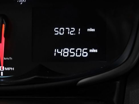 Used 2018 Chevrolet Sonic LT FWD image 19
