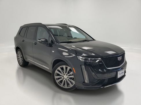 Used 2020 Cadillac XT6 Sport w/ Platinum Package image 1