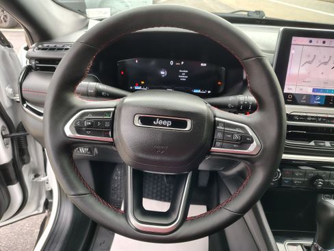 Certified 2024 Jeep Compass Trailhawk w/ Trailhawk Elite Group image 28