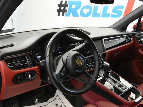 Used 2022 Porsche Macan S image 12