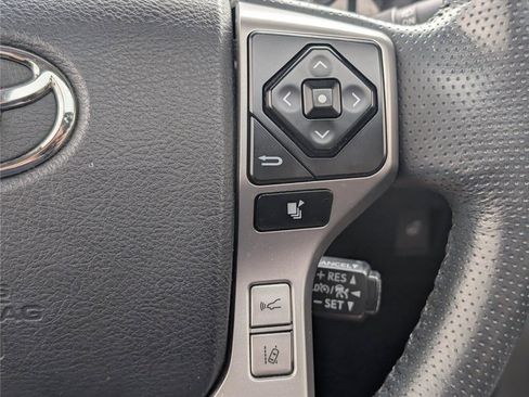 Used 2023 Toyota 4Runner Limited AWD/4WD image 26