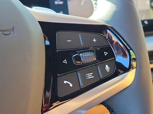 New 2026 BMW 330i Sedan w/ Premium Package image 24