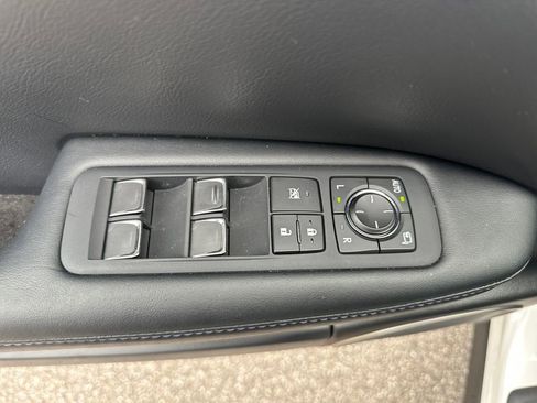 Used 2022 Lexus RX 350L FWD w/ Special Edition image 32