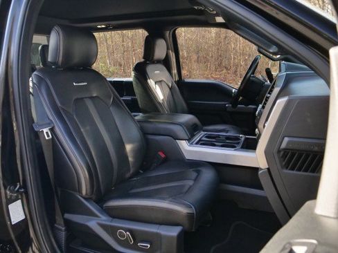 Used 2020 Ford F350 Platinum image 42