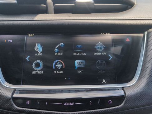 Used 2018 Cadillac XT5 FWD image 22