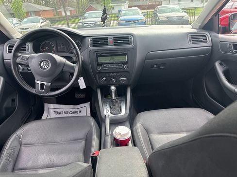 Used 2011 Volkswagen Jetta SE image 21