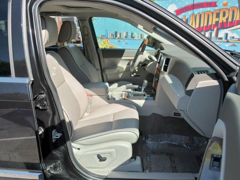 Used 2008 Jeep Grand Cherokee Overland w/ Mopar Chrome Edition Group AWD/4WD image 37