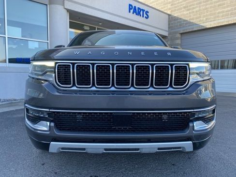 Used 2022 Jeep Wagoneer Series II image 3
