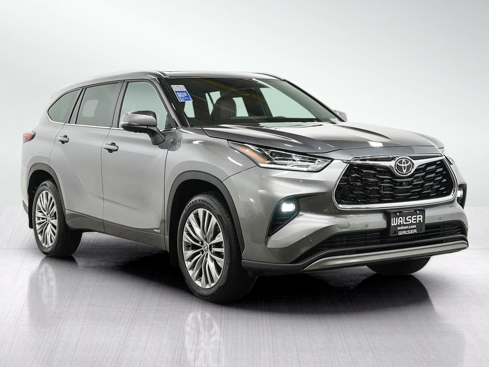 Used 2026 Toyota Highlander Platinum AWD/4WD image 7