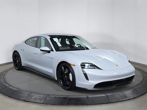 Certified 2021 Porsche Taycan 4S image 9