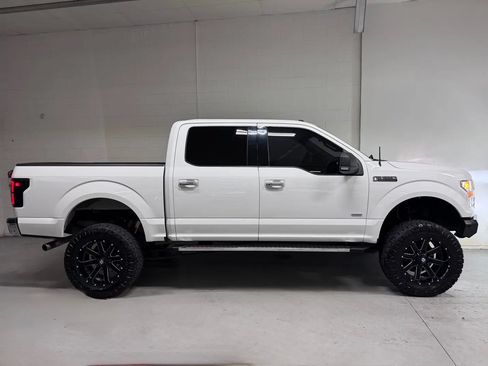 Used 2016 Ford F150 XLT w/ Equipment Group 302A Luxury AWD/4WD image 2