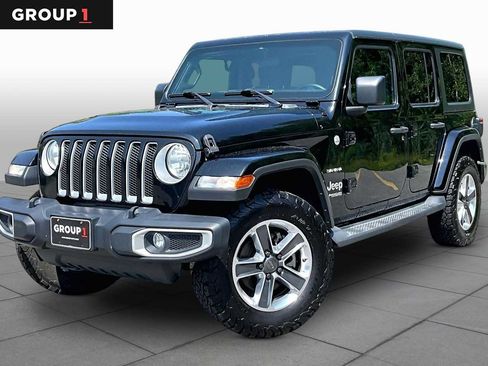 Used 2019 Jeep Wrangler Unlimited Sahara w/ Safety Group AWD/4WD image 1