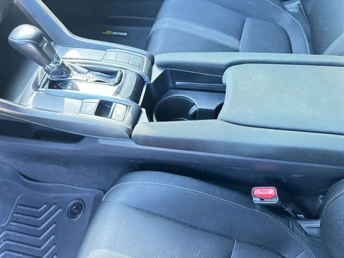 Used 2019 Honda Civic Sport image 19