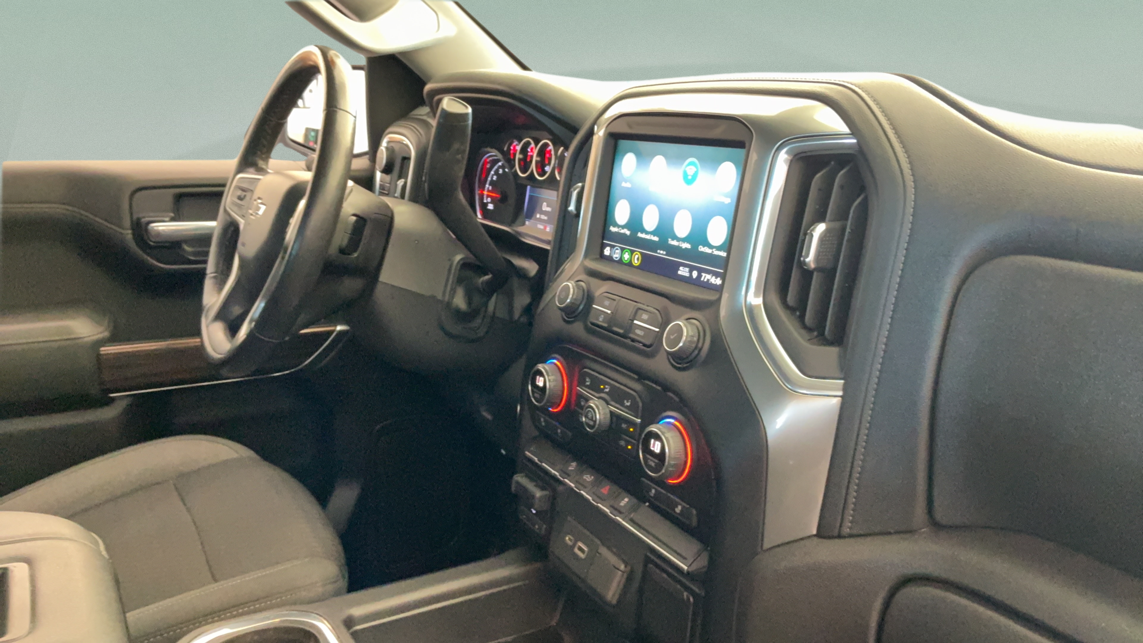 Used 2021 Chevrolet Silverado 1500 LT Trail Boss w/ Bed Protection Package AWD/4WD image 34