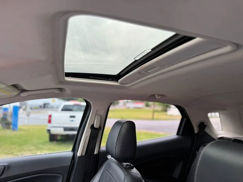Used 2019 Ford EcoSport Titanium FWD image 14