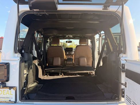 Used 2016 Jeep Wrangler Unlimited Sahara w/ Connectivity Group image 49