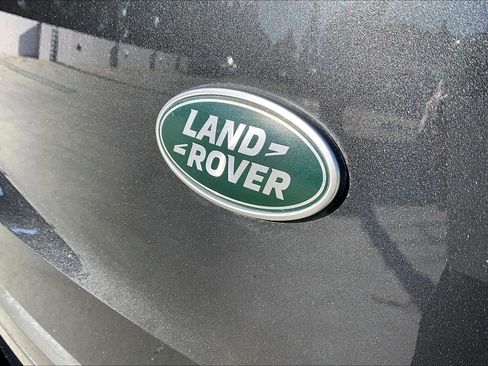 Used 2023 Land Rover Range Rover SE image 32