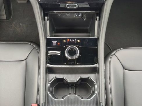 New 2026 Jeep Grand Cherokee L Limited w/ Limited Altitude Package AWD/4WD image 21