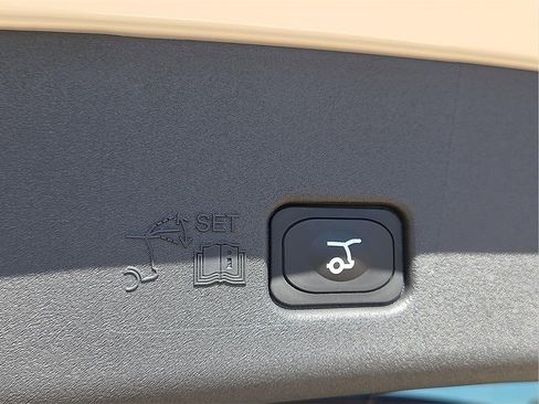 New 2026 Lincoln Nautilus Reserve image 10