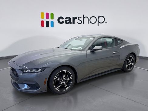 Used 2024 Ford Mustang Coupe RWD image 1