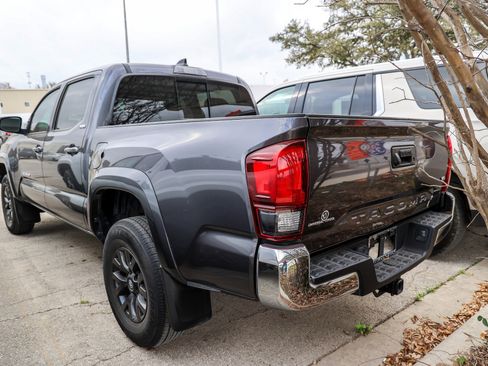 Used 2021 Toyota Tacoma SR5 image 9