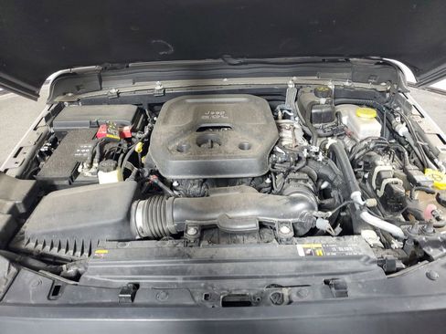 Used 2021 Jeep Wrangler Unlimited Sport image 9