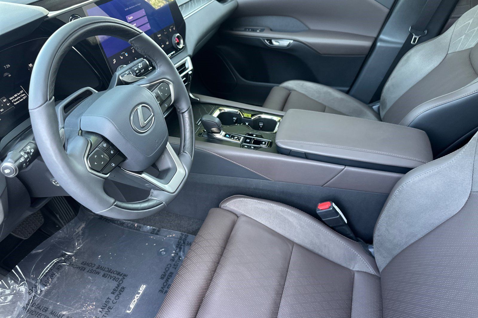 Certified 2026 Lexus RX 350 w/ Convenience Package AWD/4WD image 4