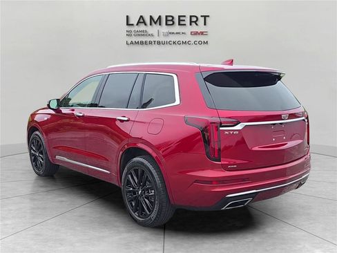Used 2024 Cadillac XT6 Luxury AWD/4WD image 3