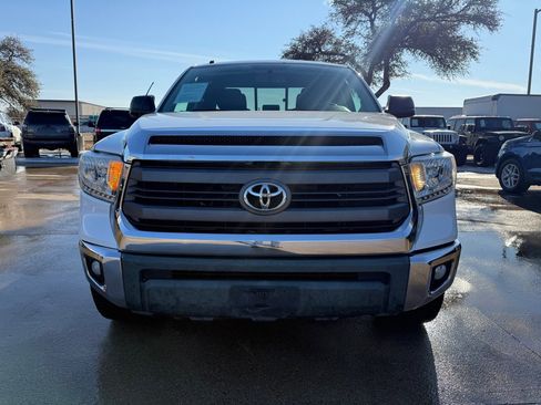 Used 2014 Toyota Tundra SR5 w/ SR5 Upgrade Package image 2