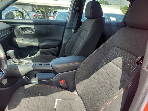 Used 2024 Honda HR-V Sport image 18