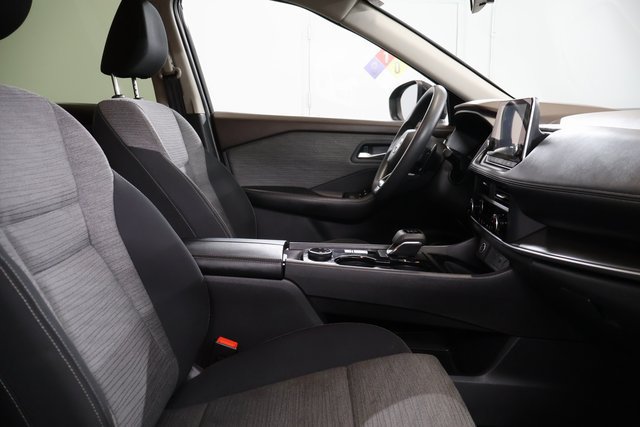 Used 2023 Nissan Rogue SV AWD/4WD image 26