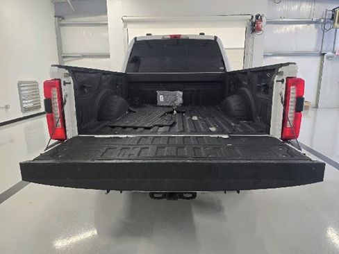 Used 2023 Ford F250 Lariat w/ Chrome Package AWD/4WD image 7